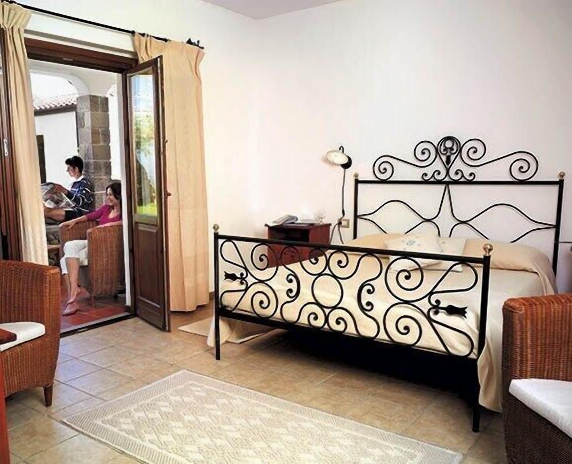 Hotel Su Baione Abbasanta Exteriér fotografie
