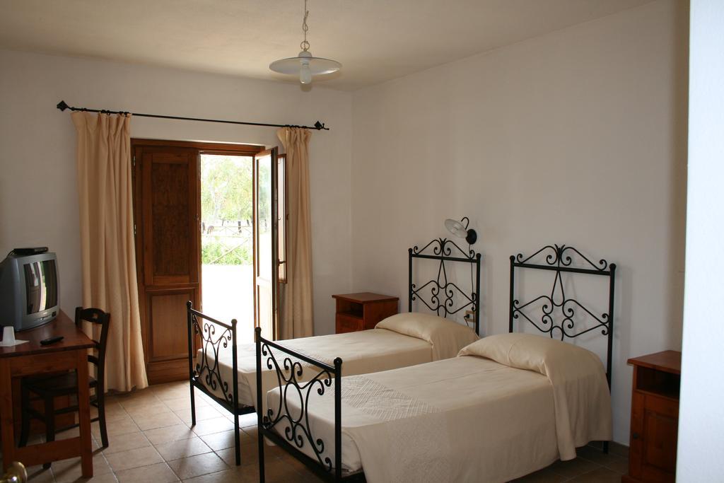 Hotel Su Baione Abbasanta Exteriér fotografie